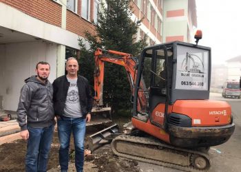 SEAD BECKO ADEMOVIĆ I ALTAN GEGIĆ DOBIĆE ZNAČAJNO PRIZNANJE UDRUŽENJA SANDŽAKLIJA U BIH  ( VIDEO)