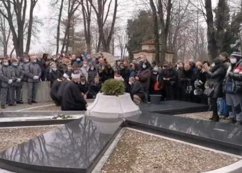 (VIDEO)Govor imama rasplakao sve na dženazi: Džej je bio neko ko je uvijek donosio osmijeh ljudima
