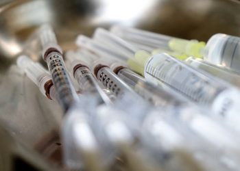 Prvi kontingent vakcina STIGAO u Srbiju! Rusija poslala 20 doza Sputnjika V
