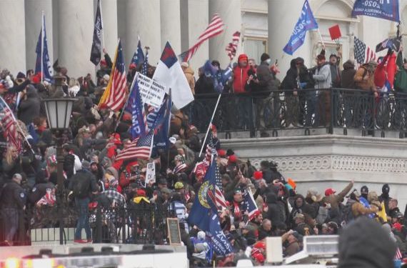 Haotično ispred američkog Kongresa